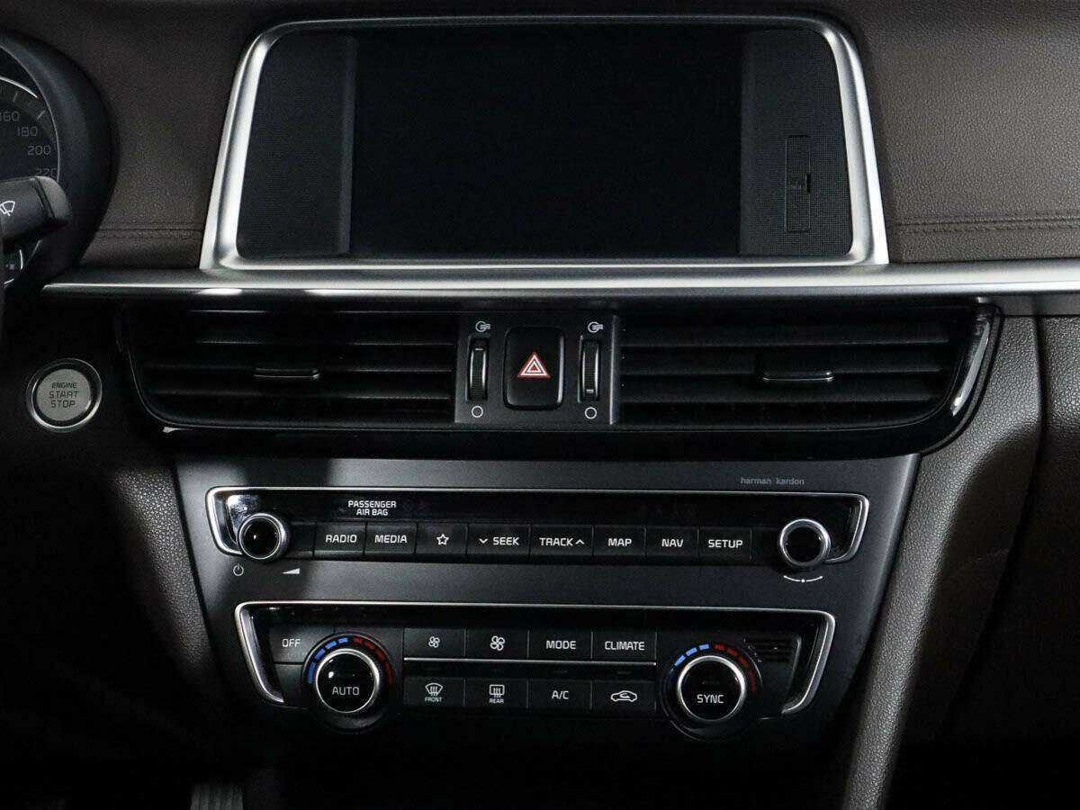 Kia Optima 2018 года с пробегом. Фото: #9