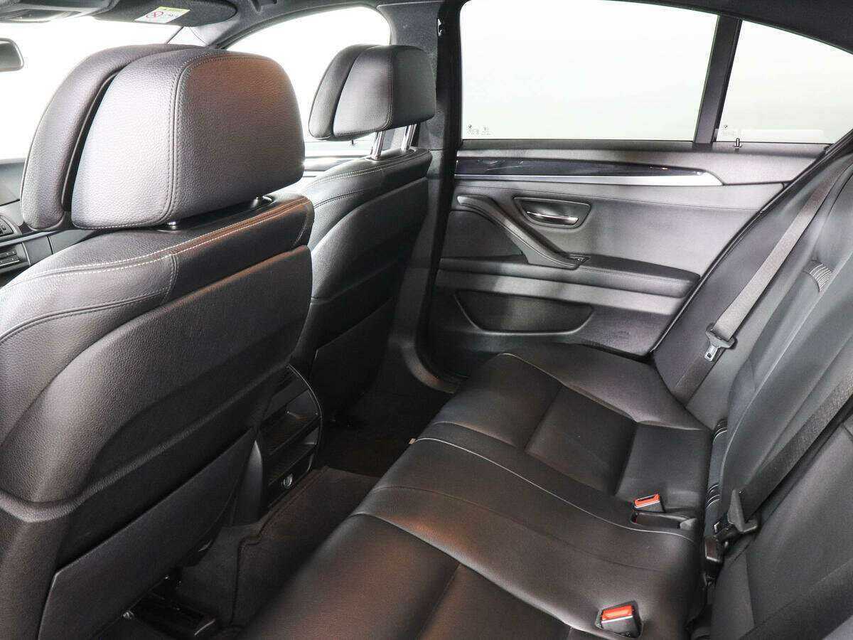 BMW 5 серии 2016 года с пробегом. Фото: #9