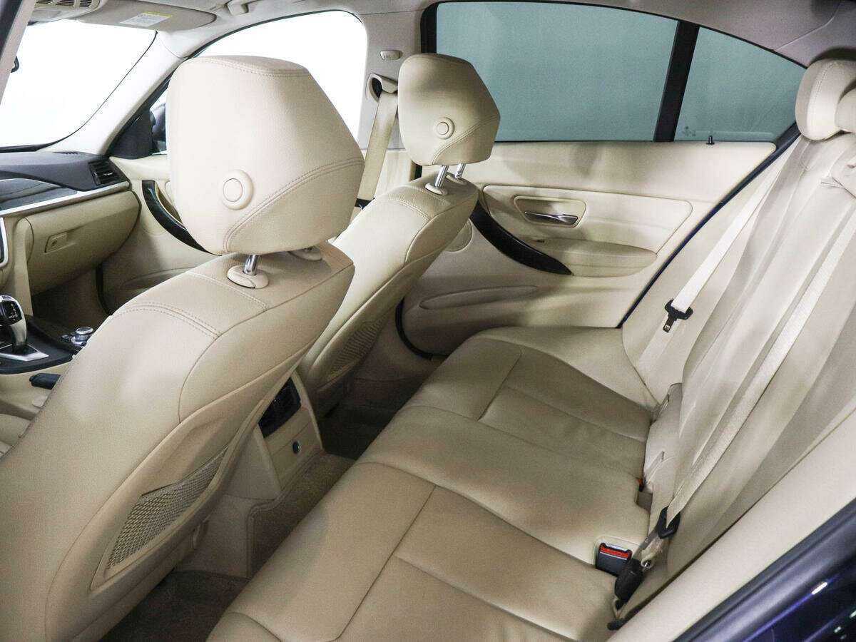 BMW 3 серии 2012 года с пробегом. Фото: #8