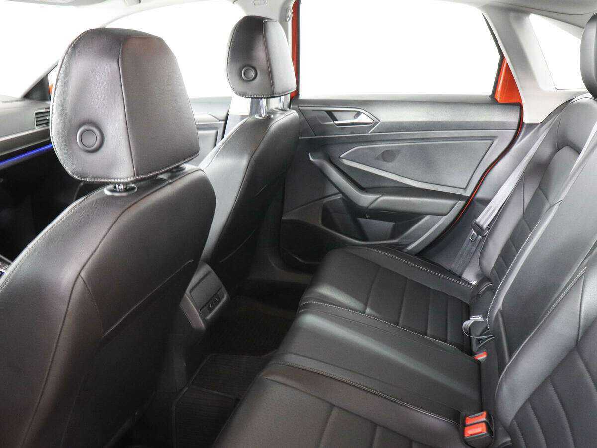 Volkswagen Jetta 2019 года с пробегом. Фото: #11