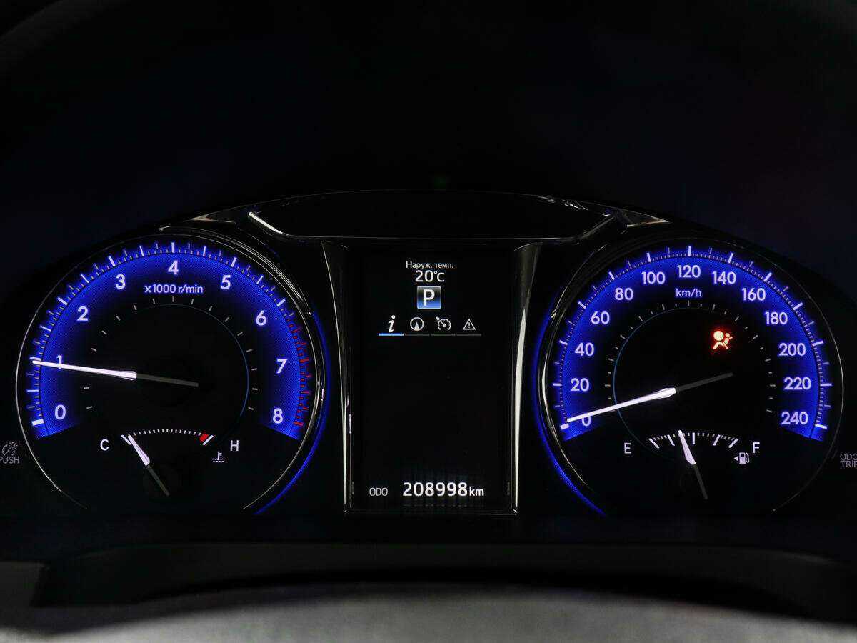 Toyota Camry 2015 года с пробегом. Фото: #10