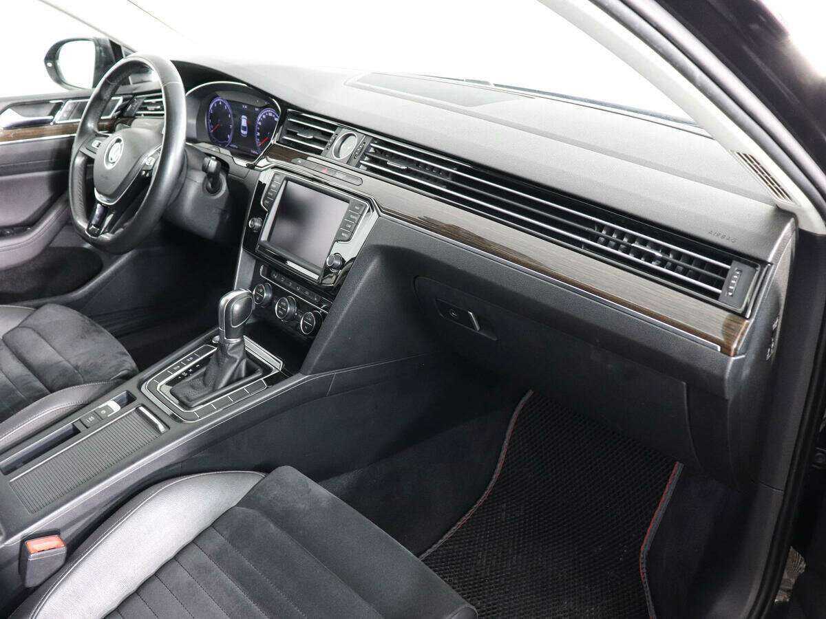 Volkswagen Passat 2016 года с пробегом. Фото: #8