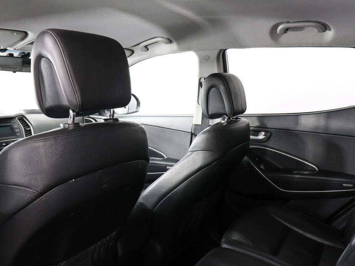 Hyundai Santa Fe 2017 года с пробегом. Фото: #10