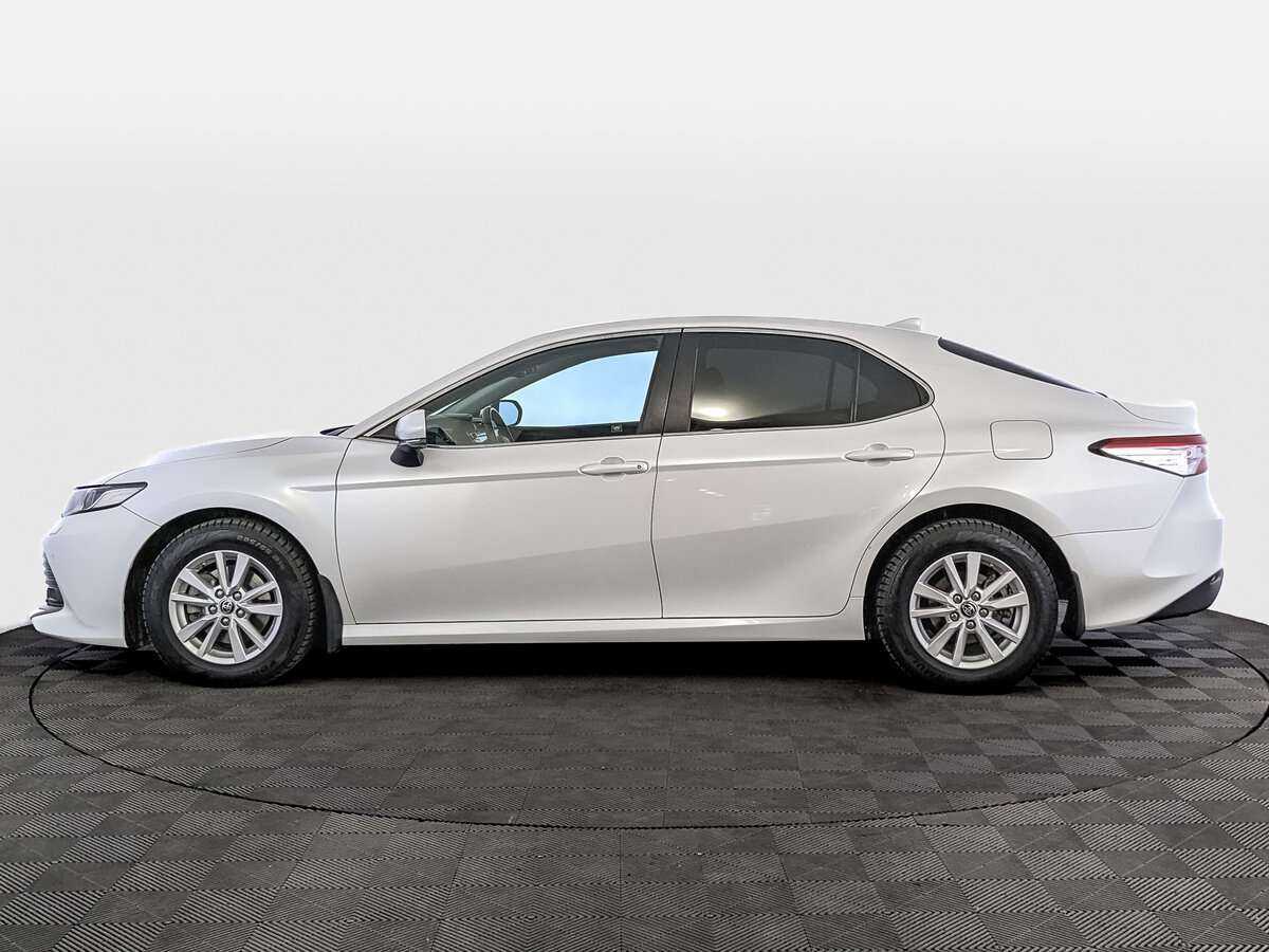Toyota Camry 2021 года с пробегом. Фото: #6