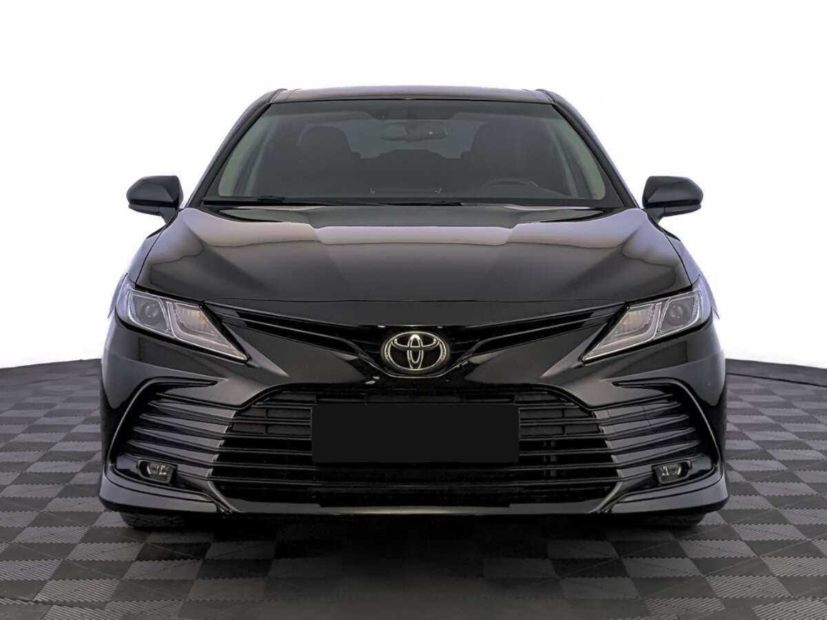 Toyota Camry 2022 года с пробегом. Фото: #1