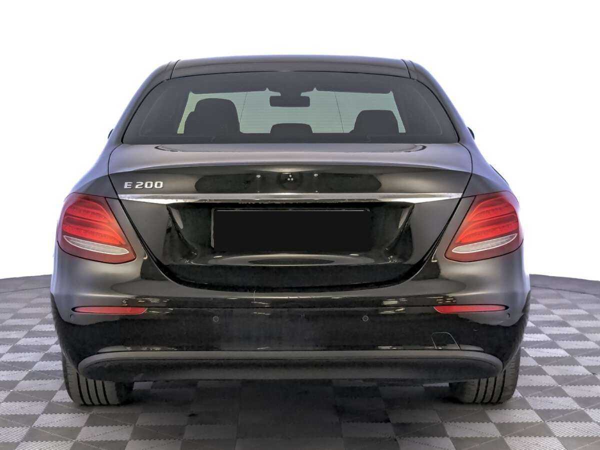 Mercedes-Benz E-Класс 2018 года с пробегом. Фото: #5