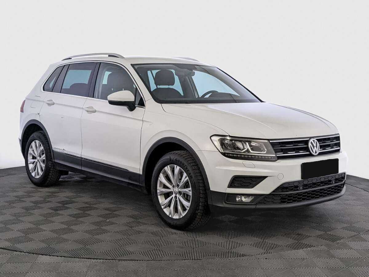 Volkswagen Tiguan 2018 года с пробегом. Фото: #2