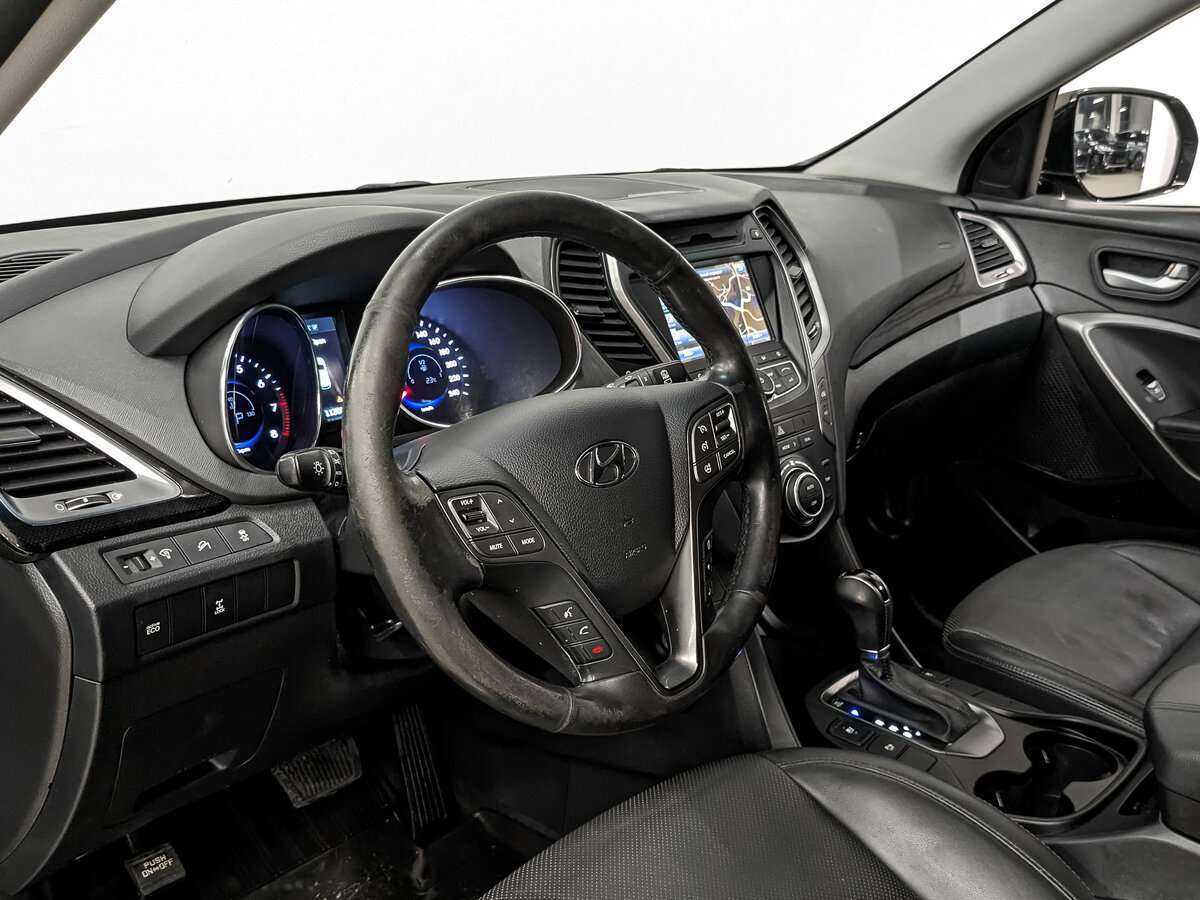 Б/У Хендай Санта Фе 2015 года. Фото: #10