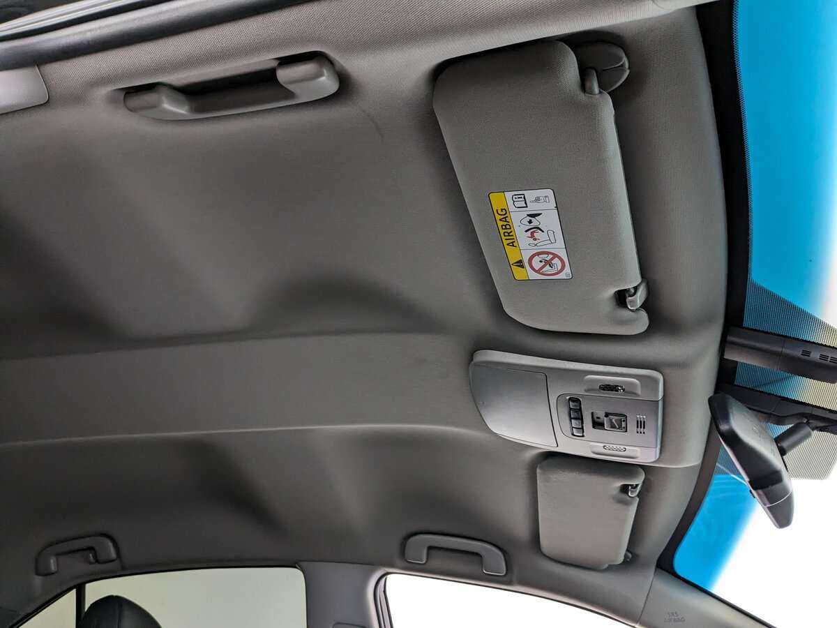 Toyota Camry 2019 года с пробегом. Фото: #18