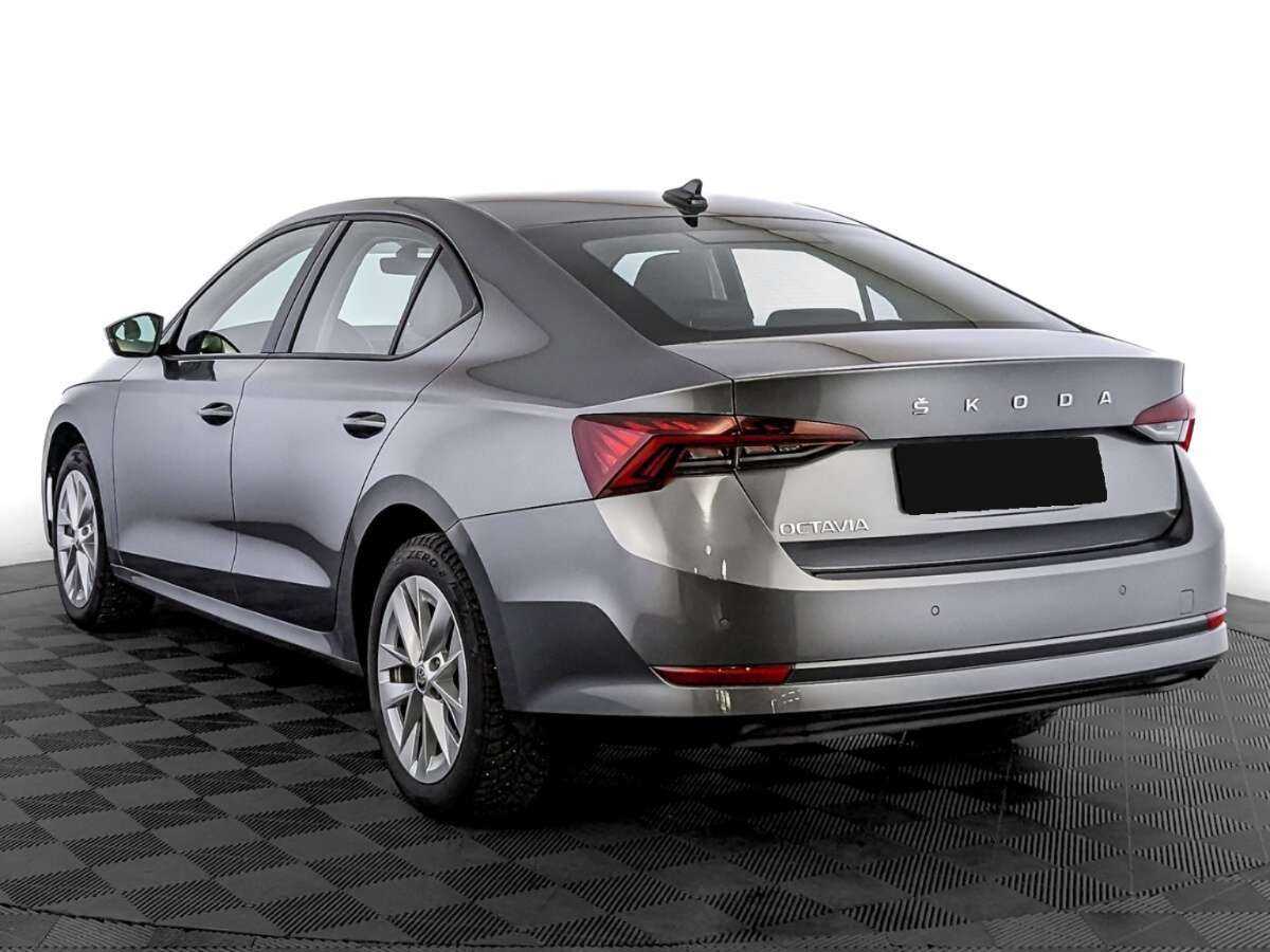 Skoda Octavia 2021 года с пробегом. Фото: #5