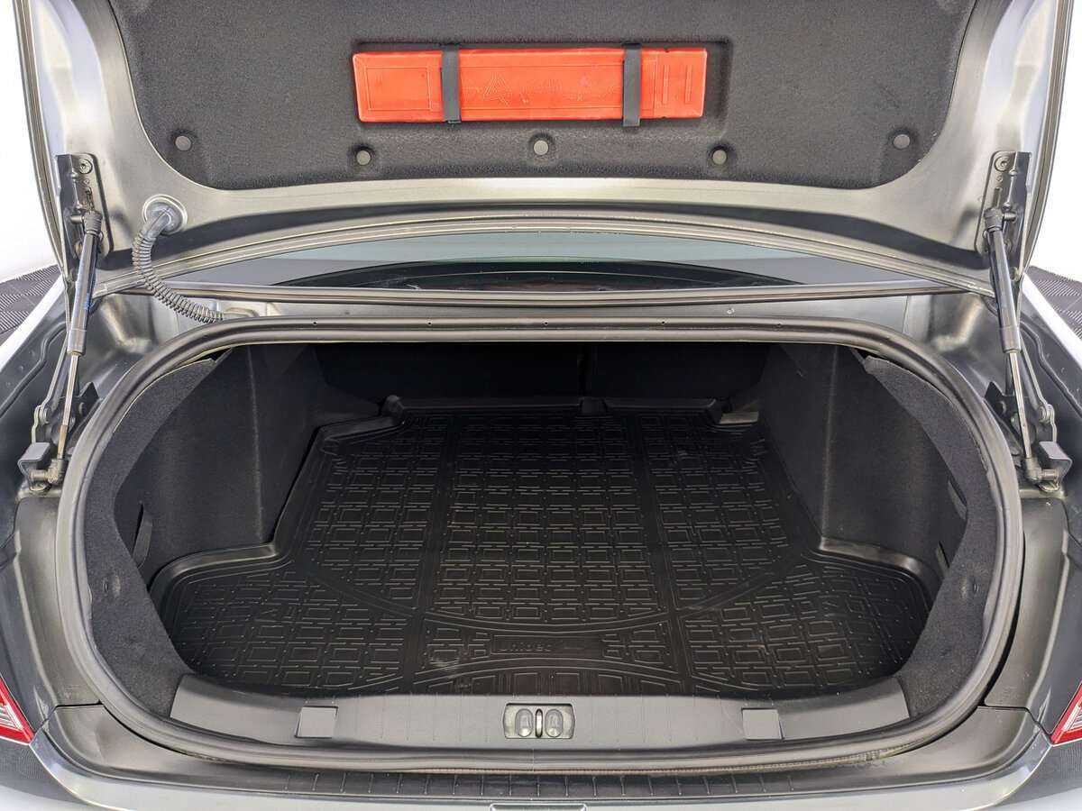 Б/У Пежо 408 2013 года. Фото: #9