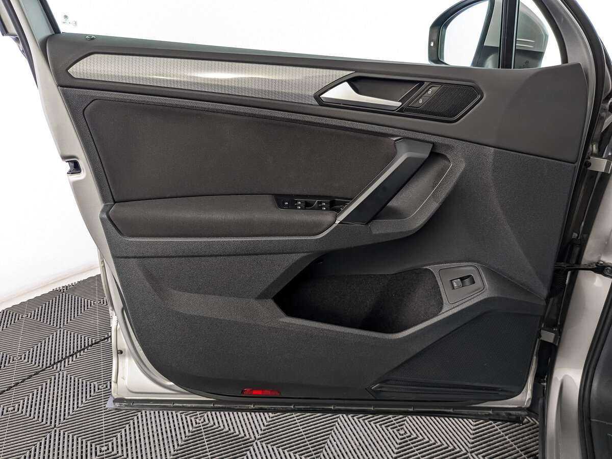 Volkswagen Tiguan 2021 года с пробегом. Фото: #18