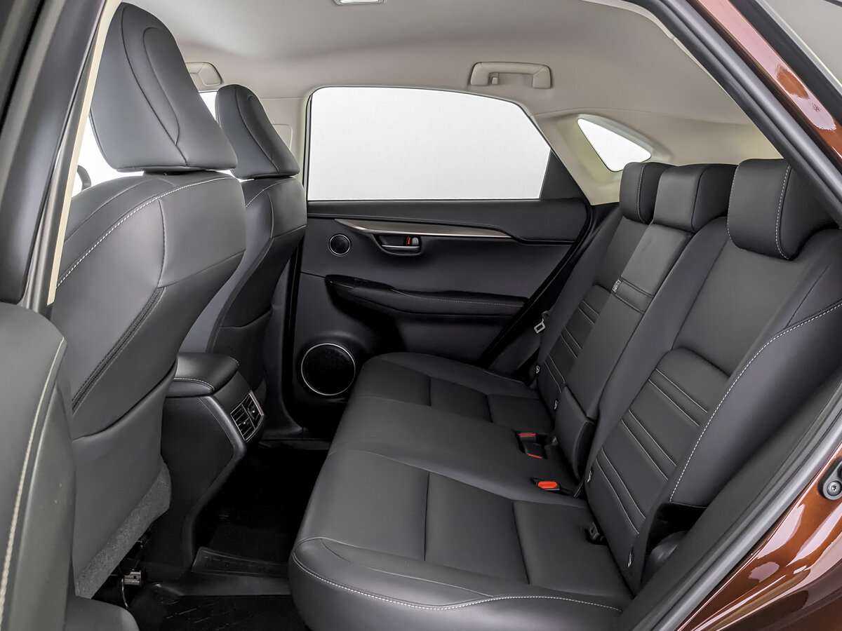 Lexus NX 2017 года с пробегом. Фото: #9