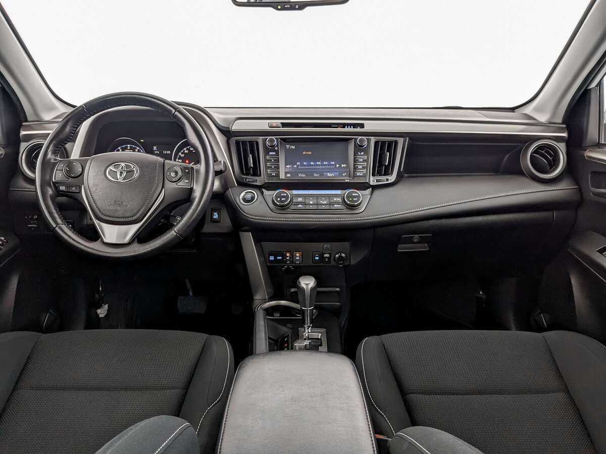 Toyota RAV4 2019 года с пробегом. Фото: #11