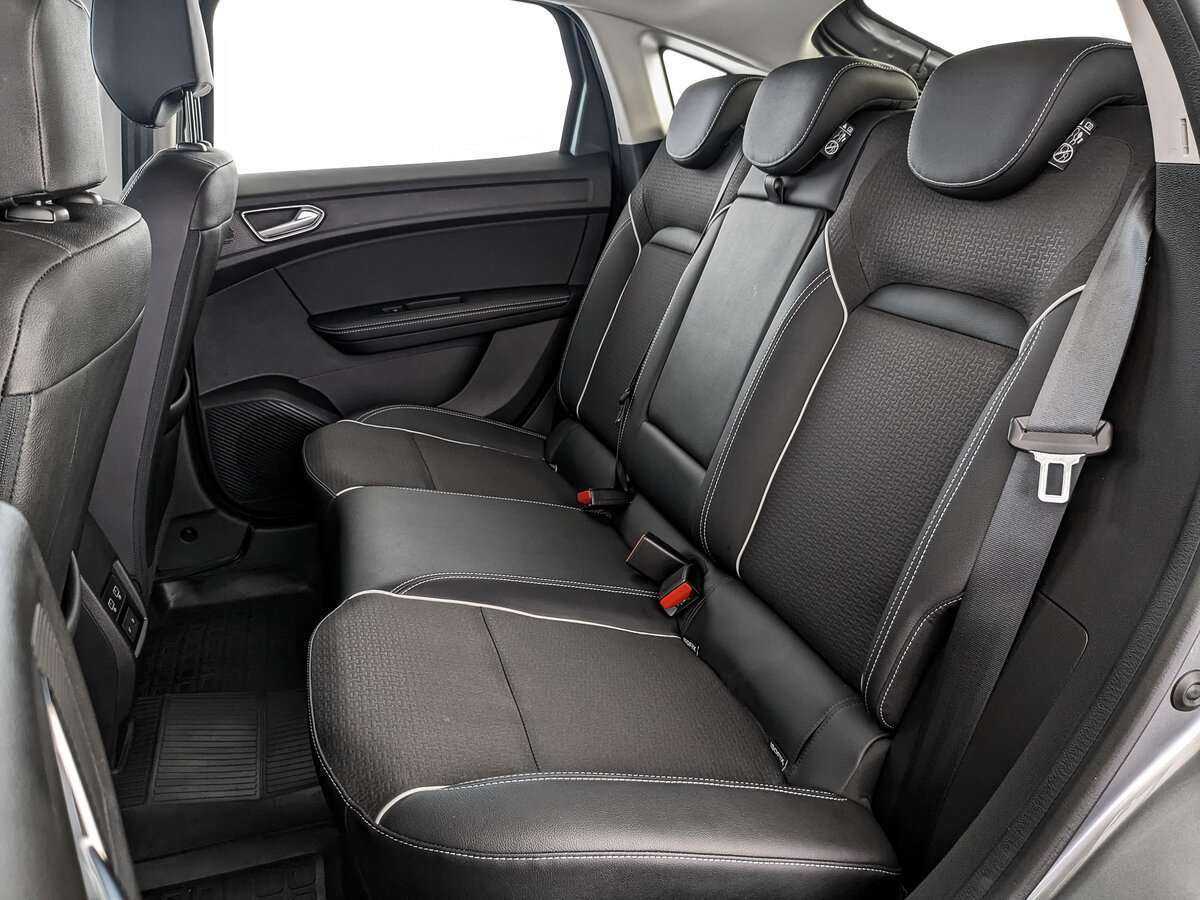 Renault Arkana 2021 года с пробегом. Фото: #13