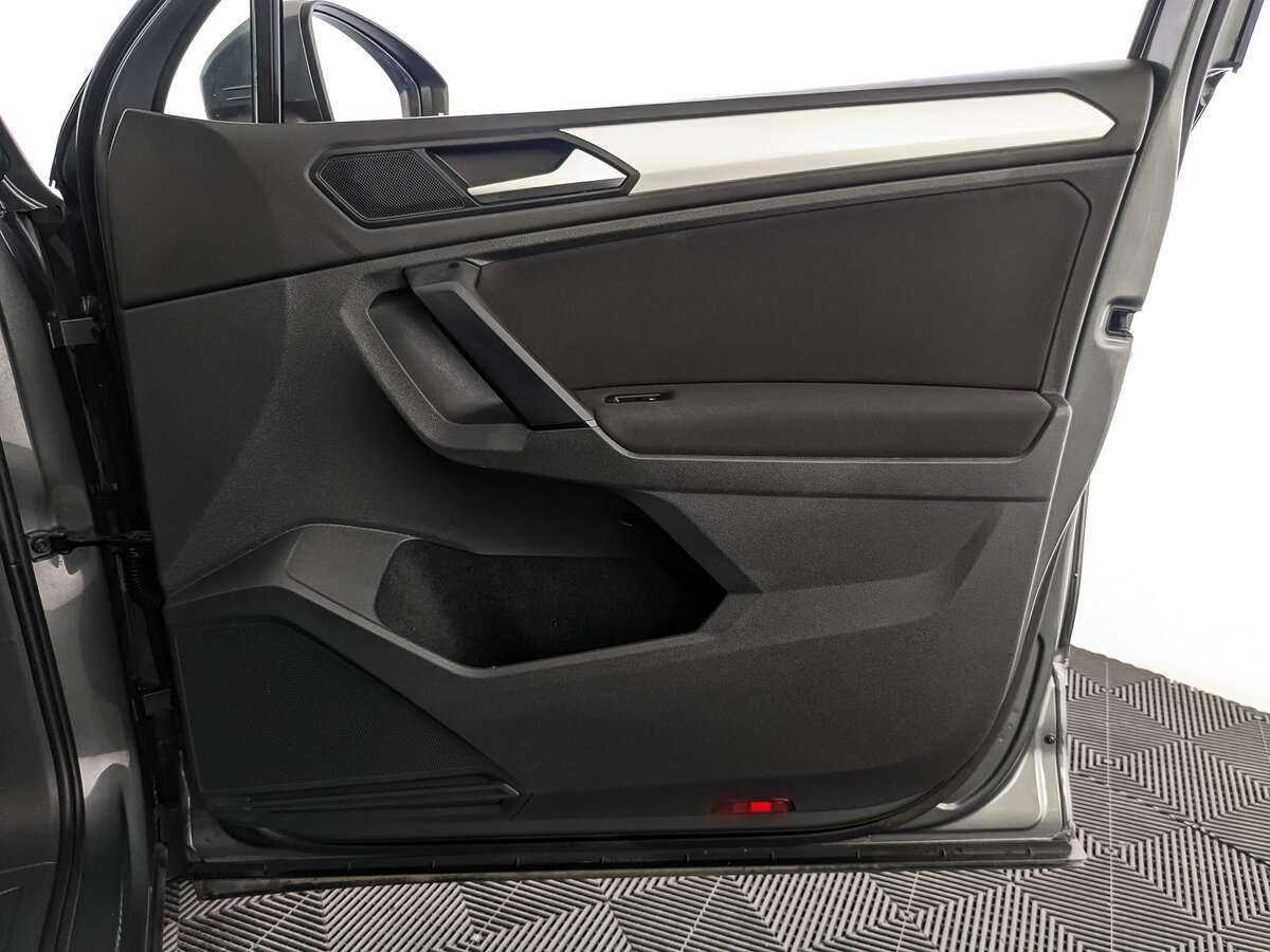 Volkswagen Tiguan 2021 года с пробегом. Фото: #17