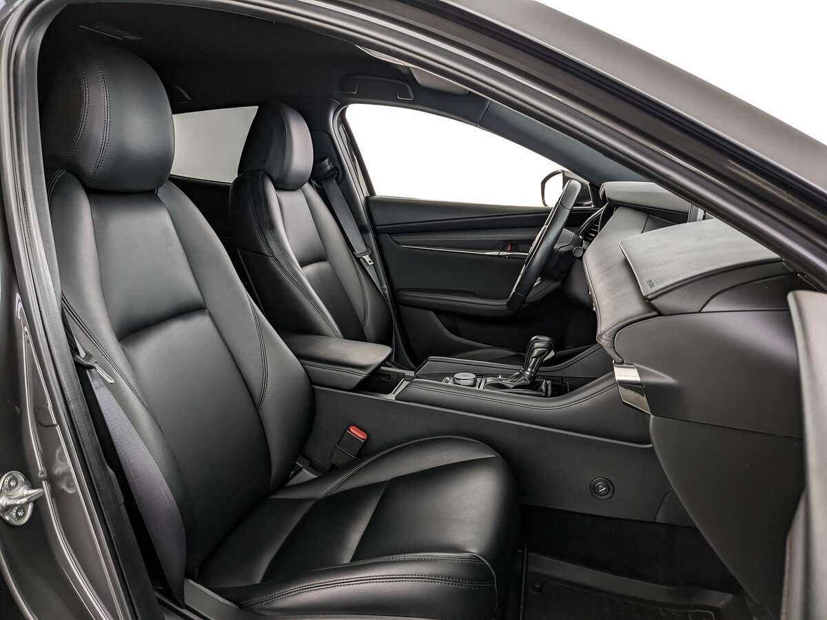 Mazda 3 2019 года с пробегом. Фото: #17