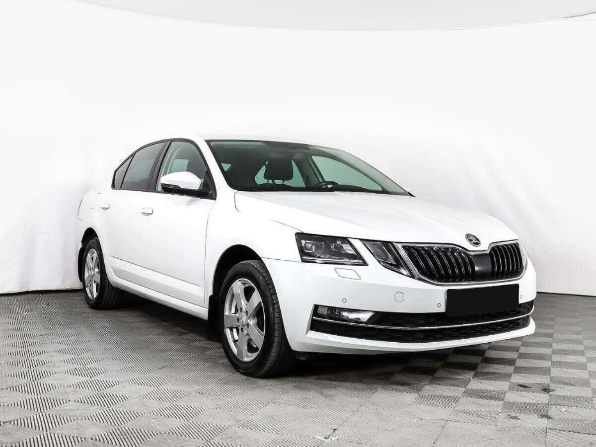 Skoda Octavia 2018 года с пробегом. Фото: #2