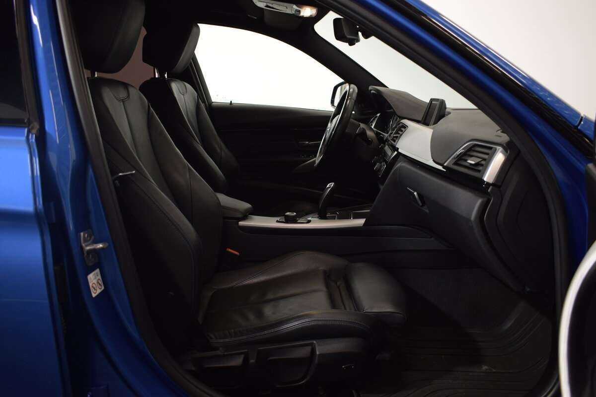 BMW 3 серии 2018 года с пробегом. Фото: #14