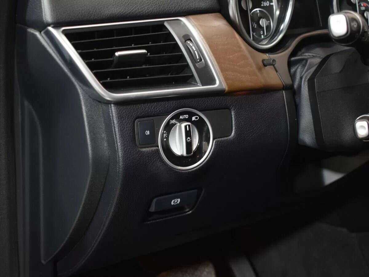 Mercedes-Benz M-Класс 2014 года с пробегом. Фото: #16