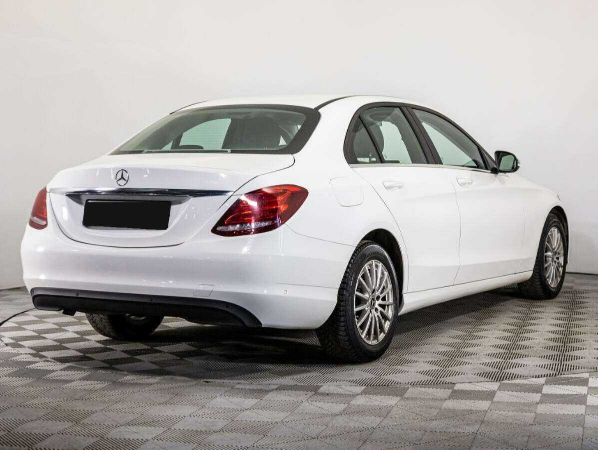 Mercedes-Benz C-Класс 2017 года с пробегом. Фото: #4