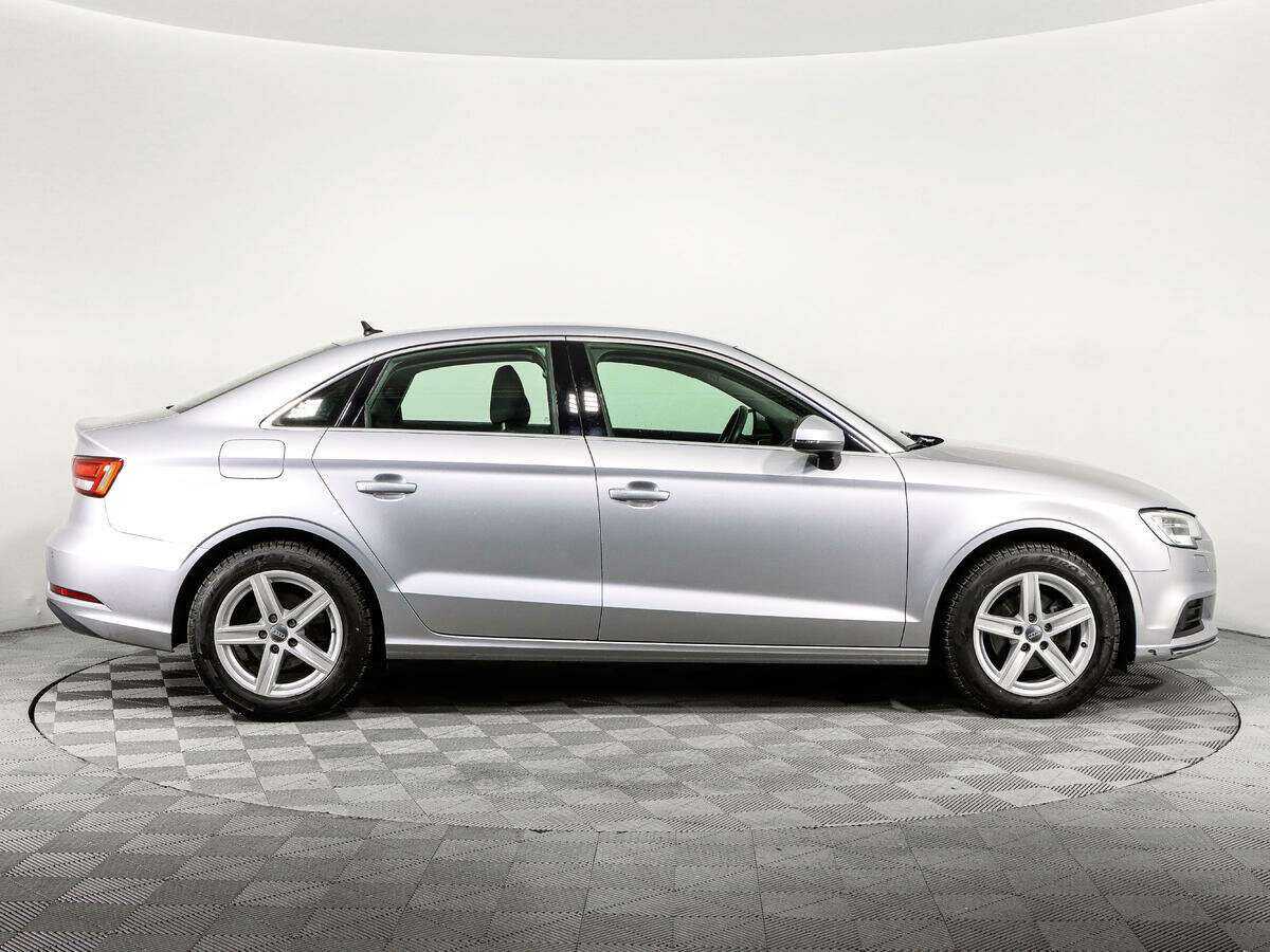 Audi A3 2019 года с пробегом. Фото: #3