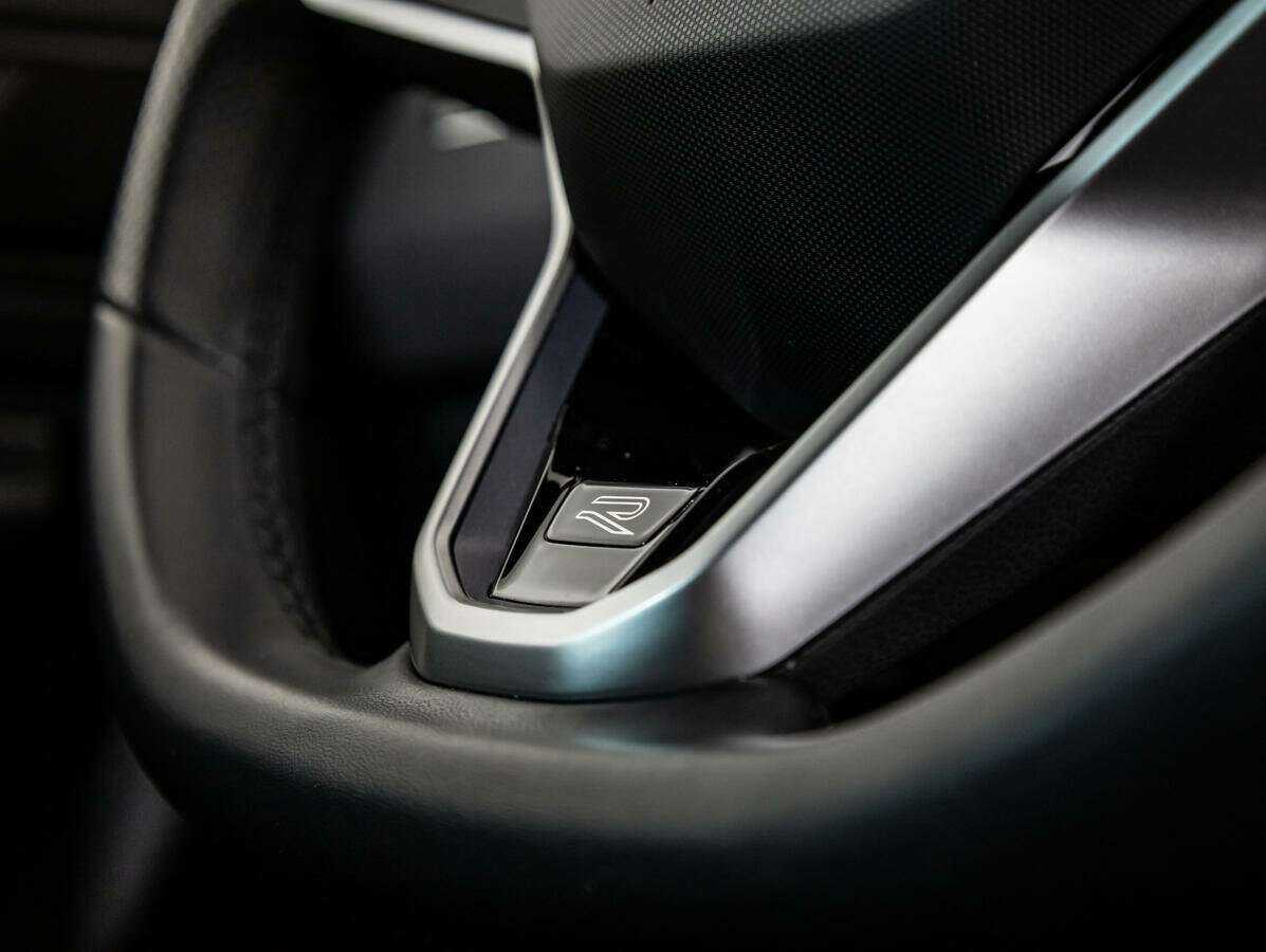 Volkswagen Tiguan 2021 года с пробегом. Фото: #21