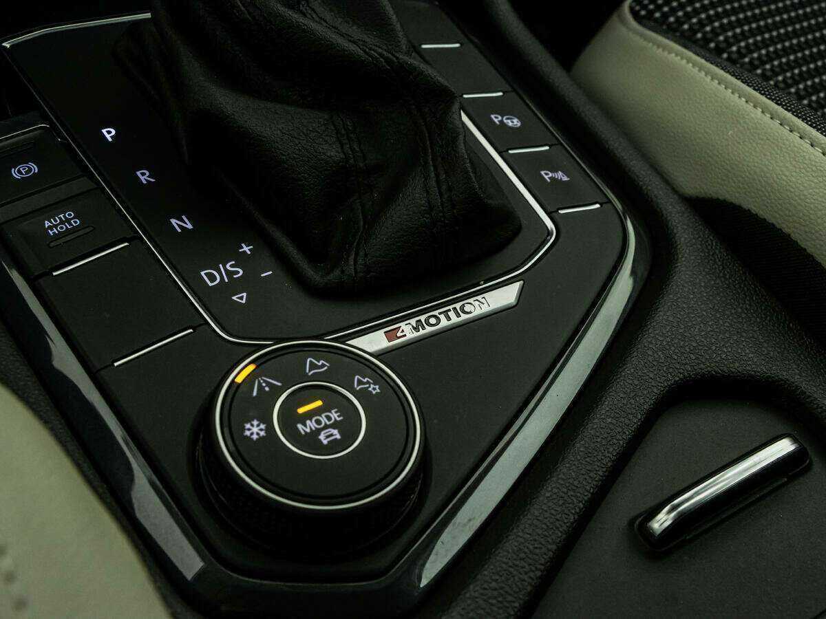 Volkswagen Tiguan 2020 года с пробегом. Фото: #18