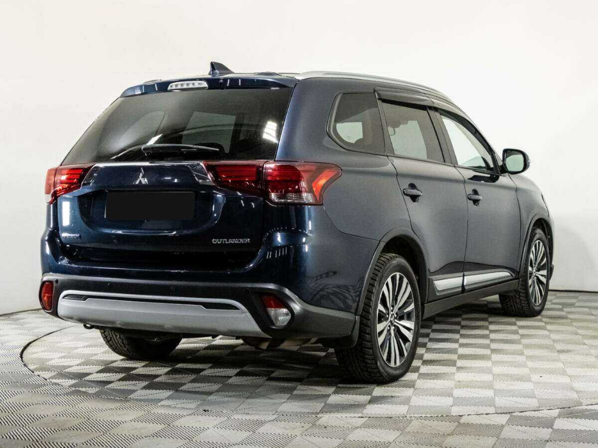 Mitsubishi Outlander 2019 года с пробегом. Фото: #3