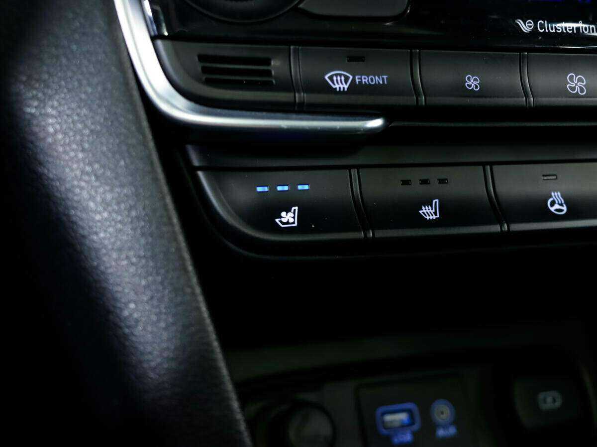 Hyundai Santa Fe 2018 года с пробегом. Фото: #16