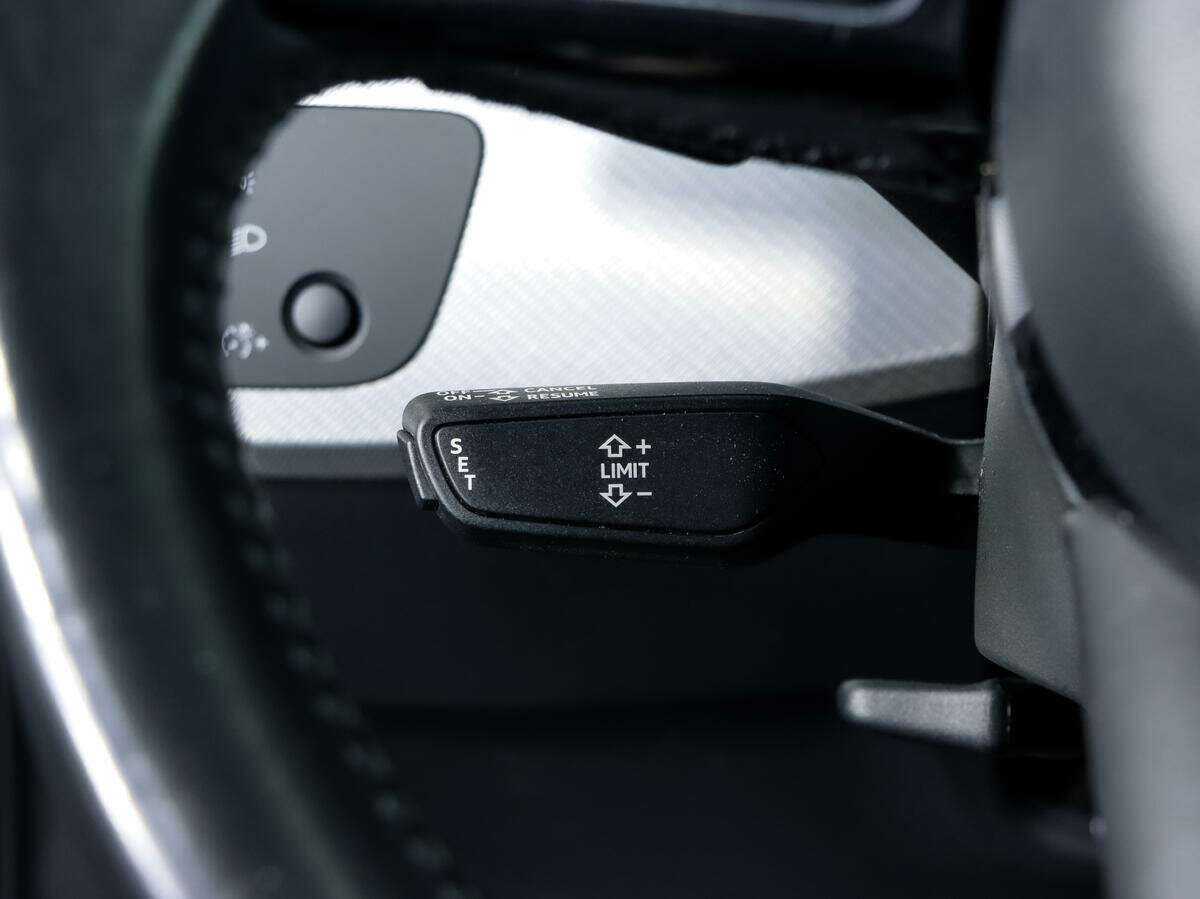 Audi A4 2015 года с пробегом. Фото: #8