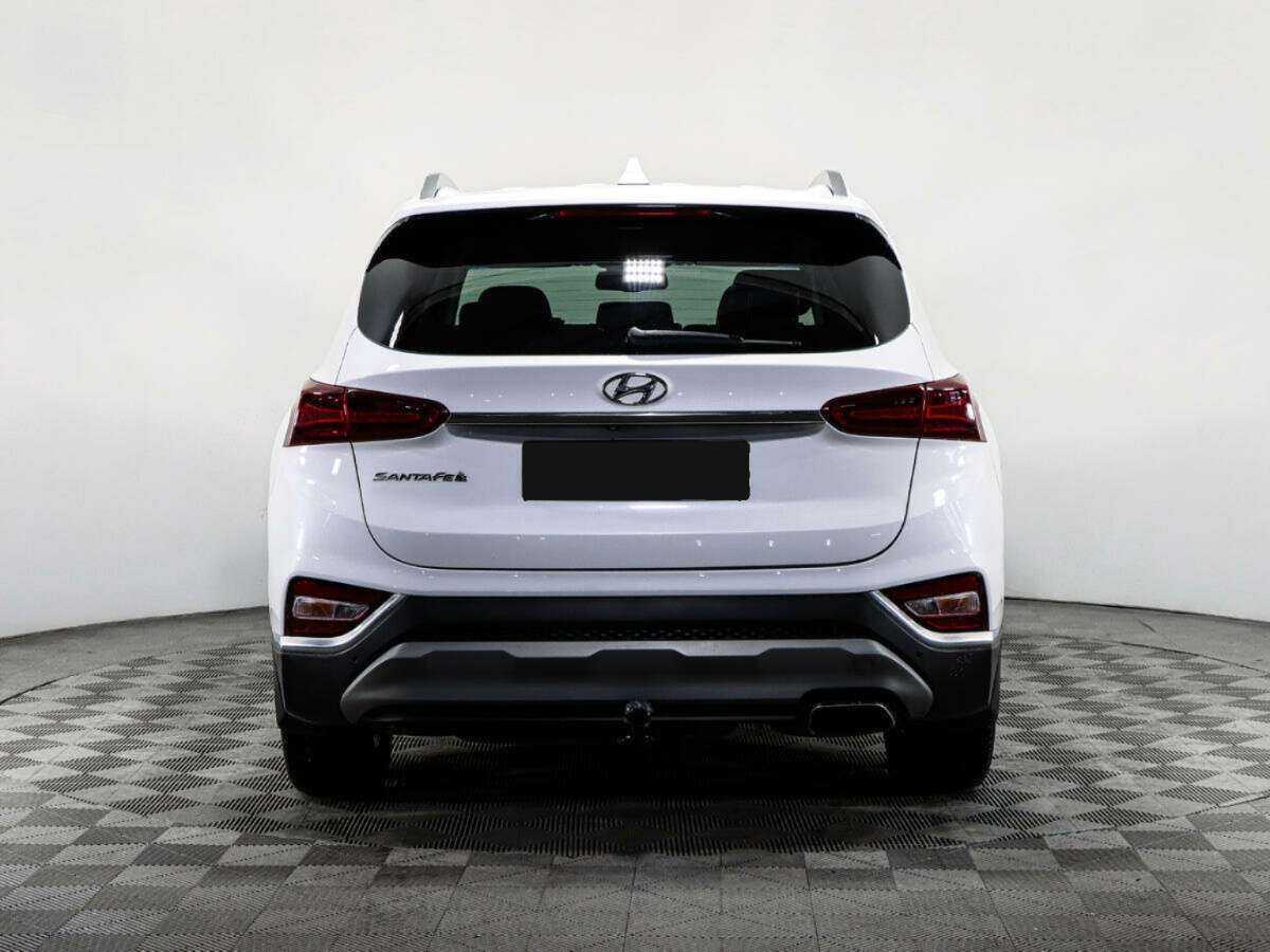 Hyundai Santa Fe 2018 года с пробегом. Фото: #4