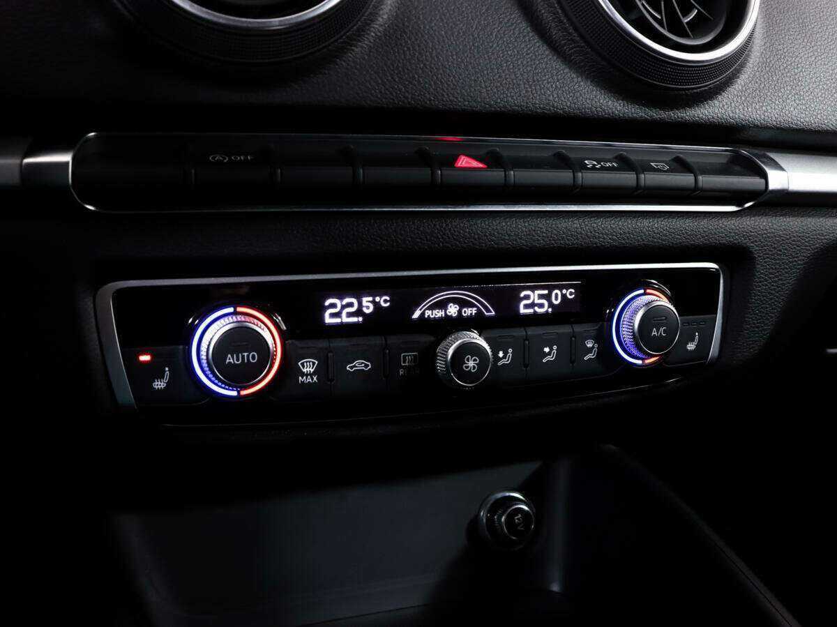 Audi A3 2020 года с пробегом. Фото: #13
