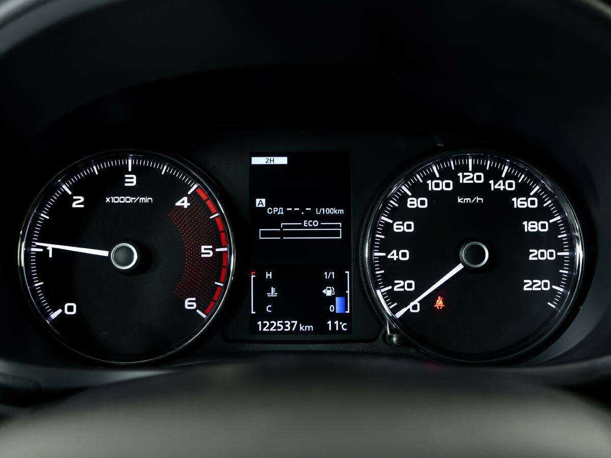 Mitsubishi Pajero Sport 2018 года с пробегом. Фото: #17