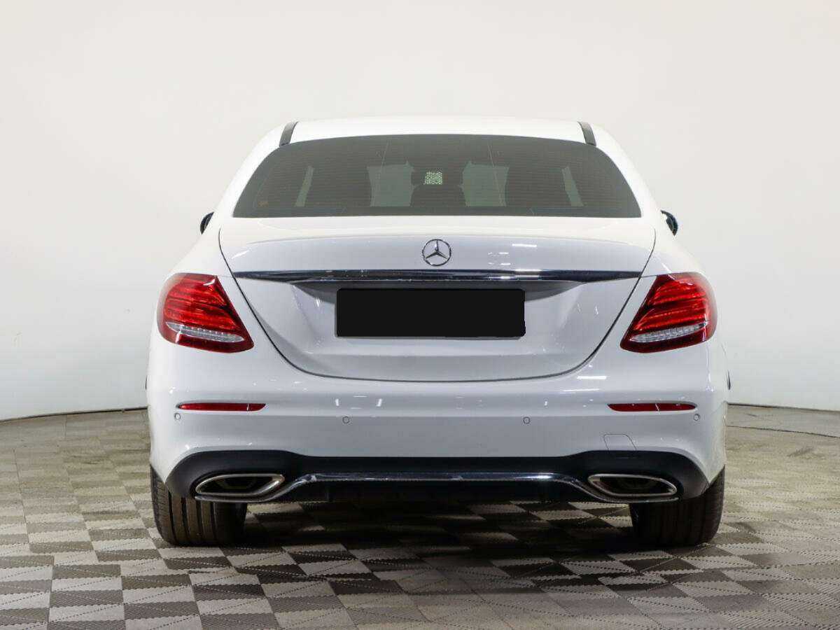 Mercedes-Benz E-Класс 2017 года с пробегом. Фото: #5