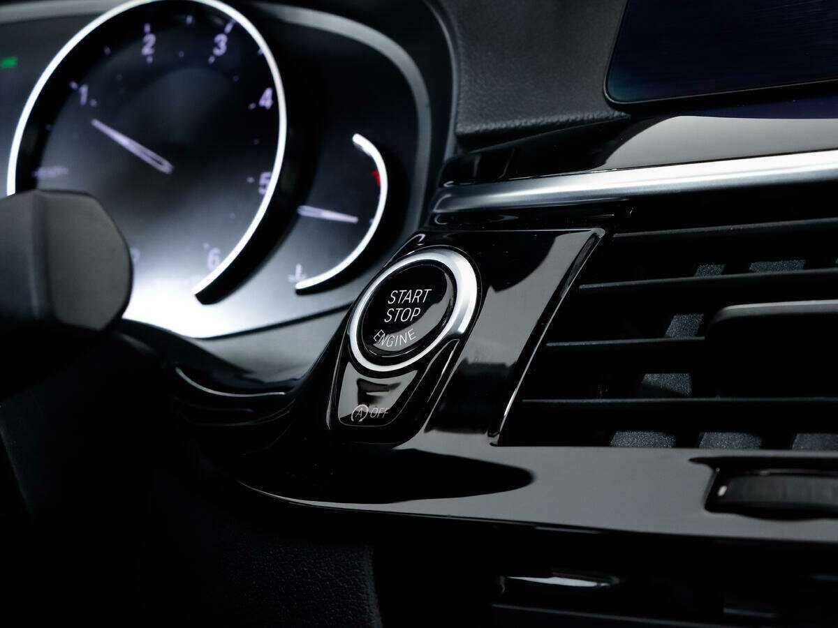 BMW 5 серии 2019 года с пробегом. Фото: #14