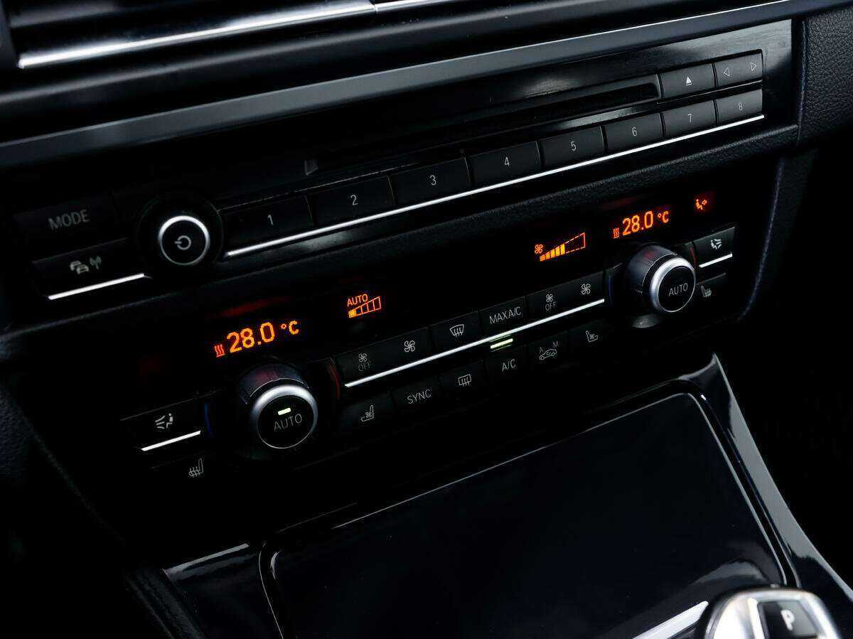 BMW 5 серии 2013 года с пробегом. Фото: #17