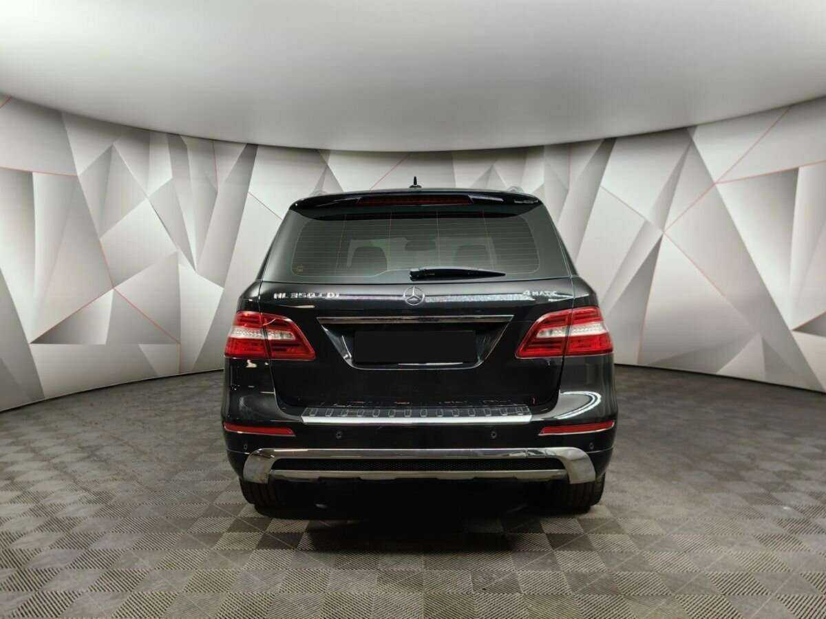 Mercedes-Benz M-Класс 2013 года с пробегом. Фото: #7