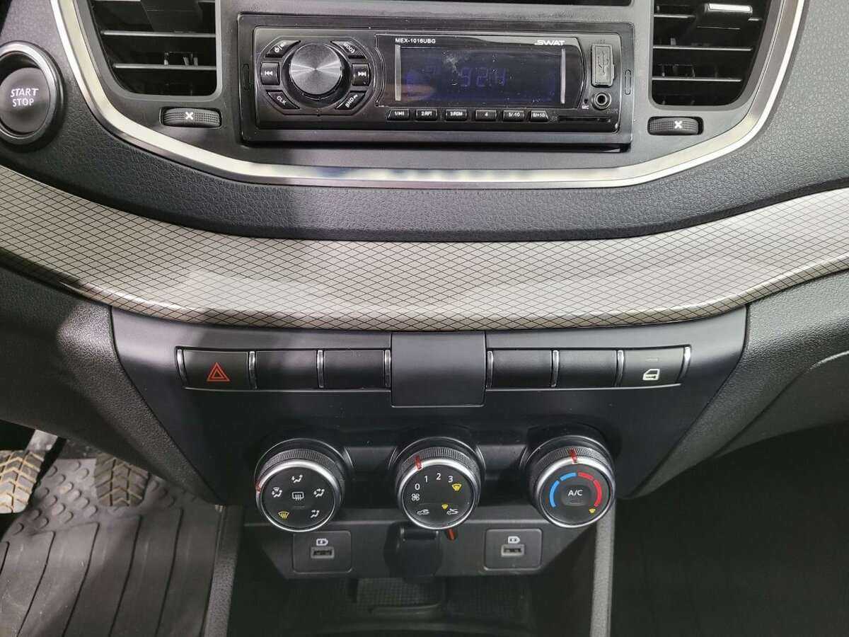 Lada (ВАЗ) Vesta 2023 года с пробегом. Фото: #11