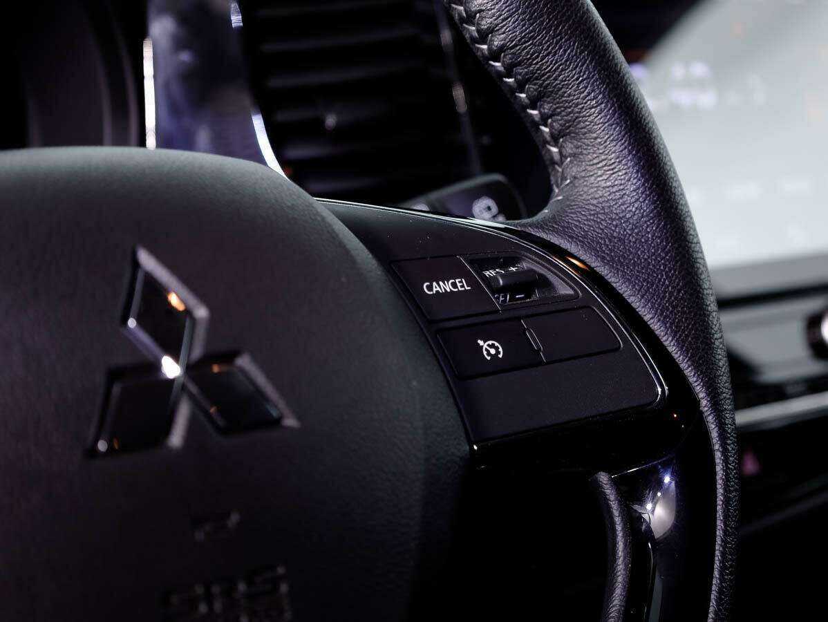 Mitsubishi Outlander 2021 года с пробегом. Фото: #21