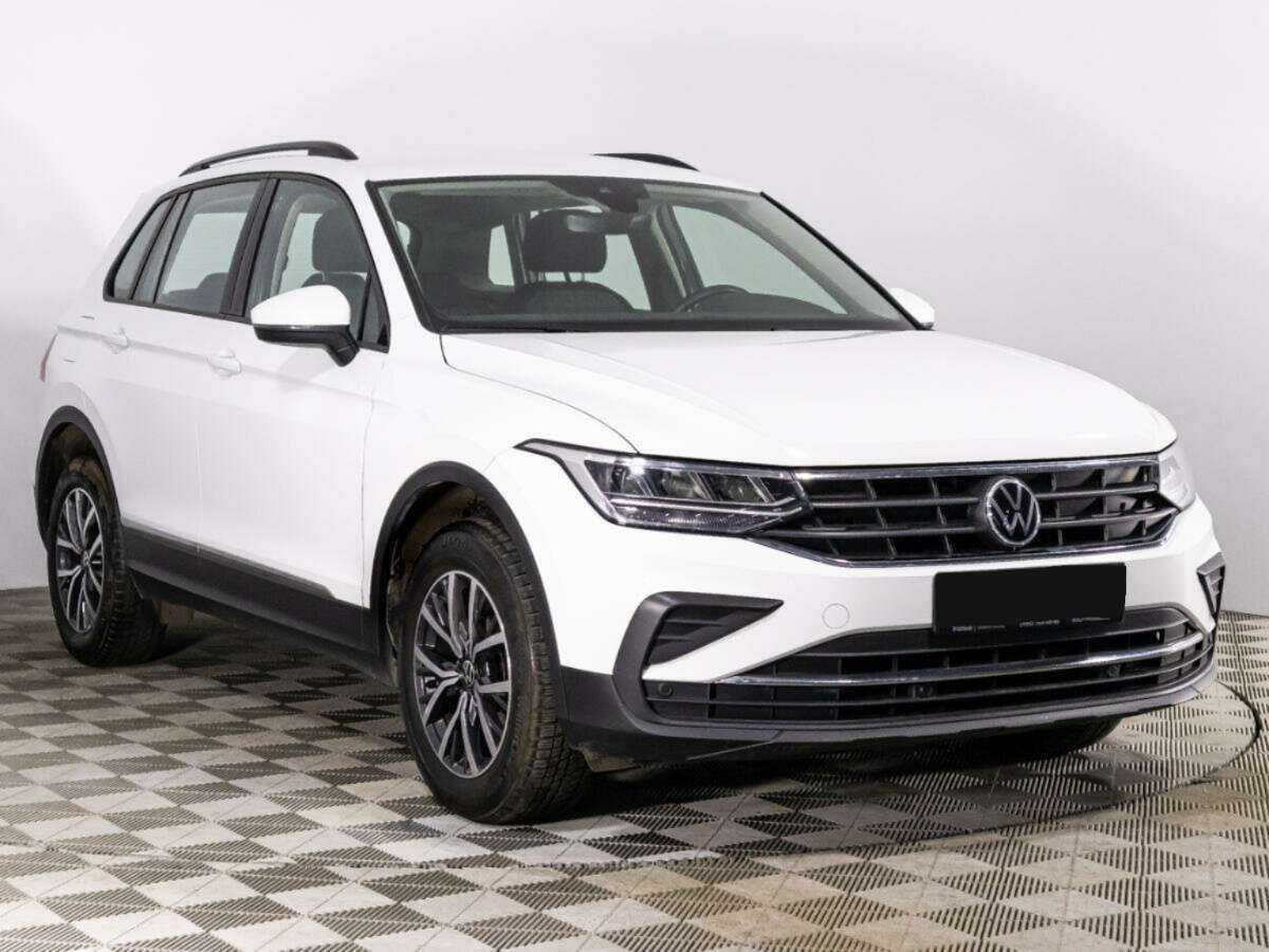 Volkswagen Tiguan 2021 года с пробегом. Фото: #2