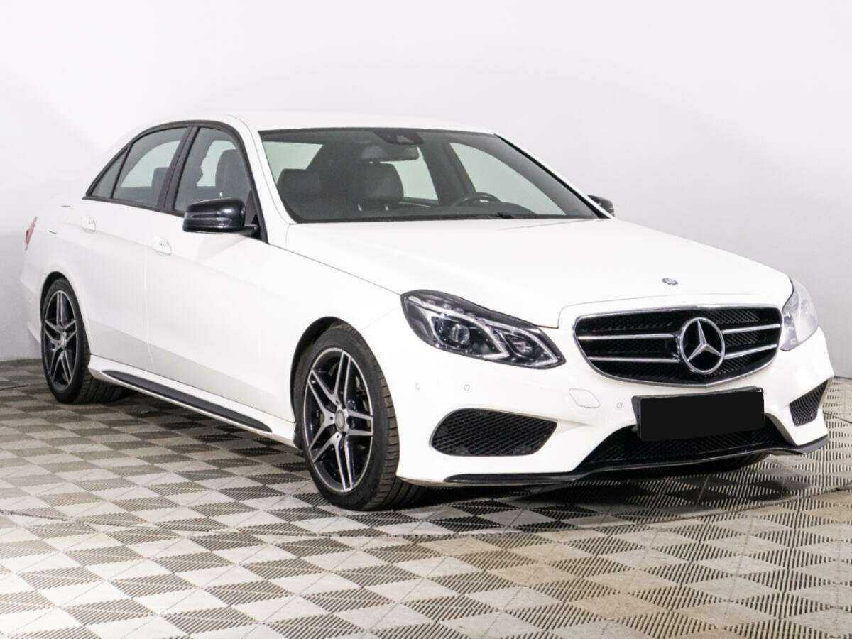 Mercedes-Benz E-Класс 2015 года с пробегом. Фото: #2