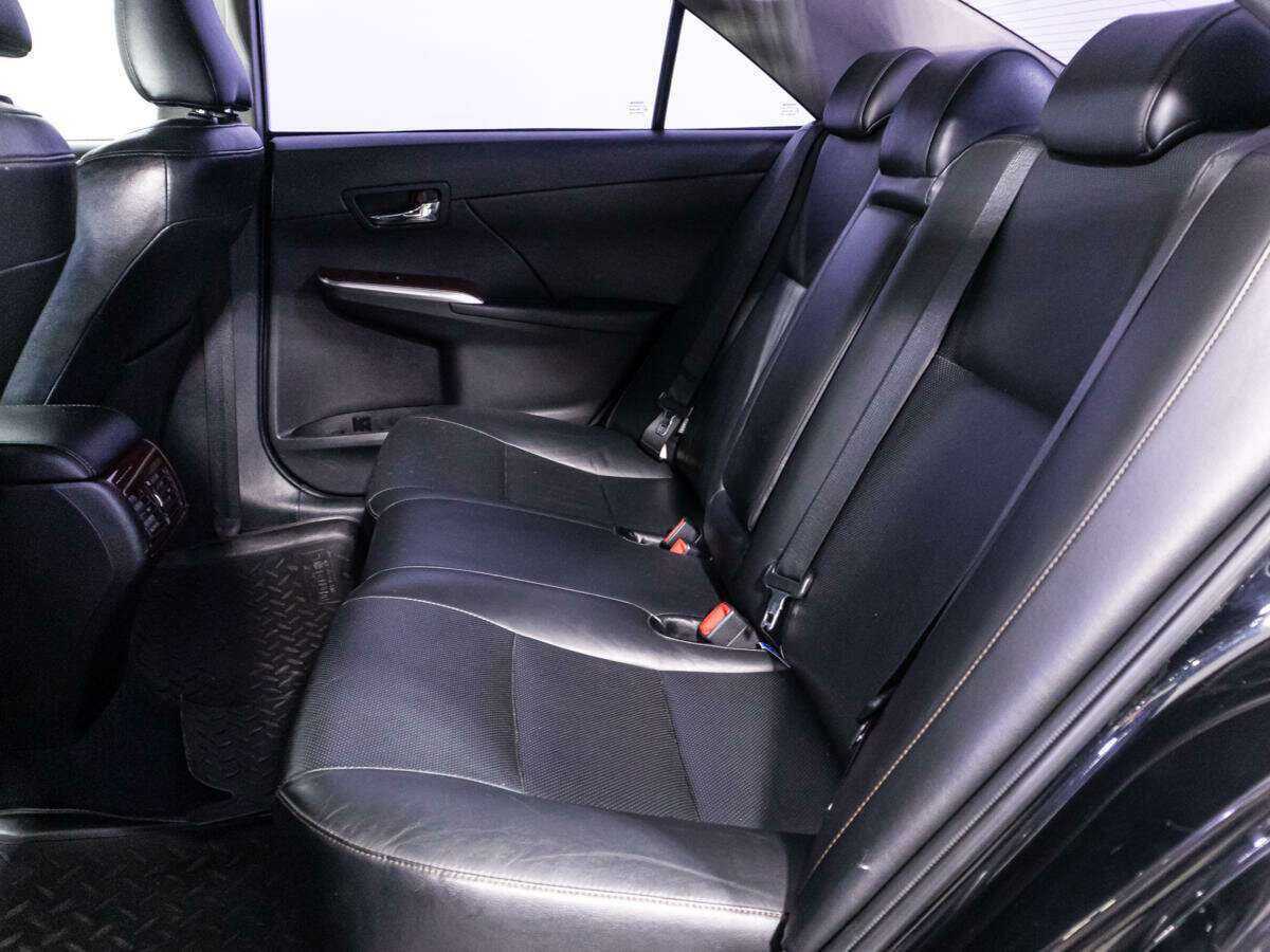 Toyota Camry 2013 года с пробегом. Фото: #9