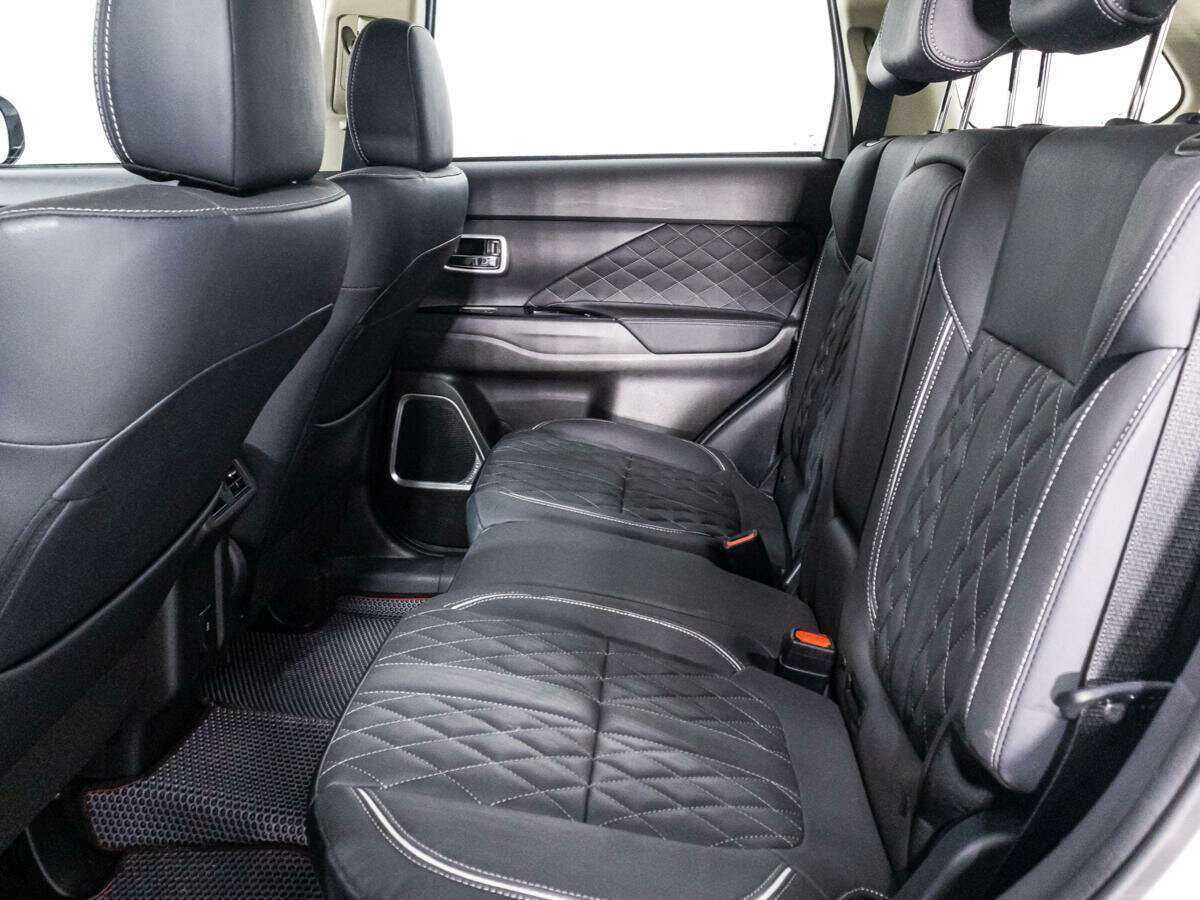 Mitsubishi Outlander 2022 года с пробегом. Фото: #8