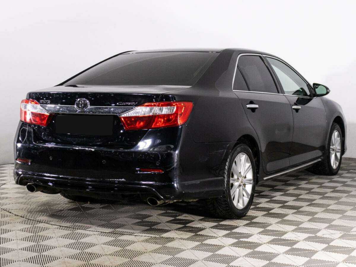 Toyota Camry 2012 года с пробегом. Фото: #4