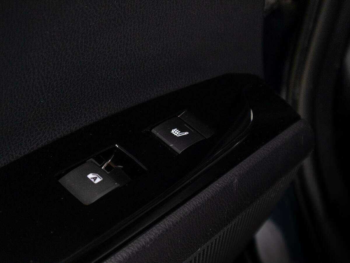 Toyota Camry 2018 года с пробегом. Фото: #19