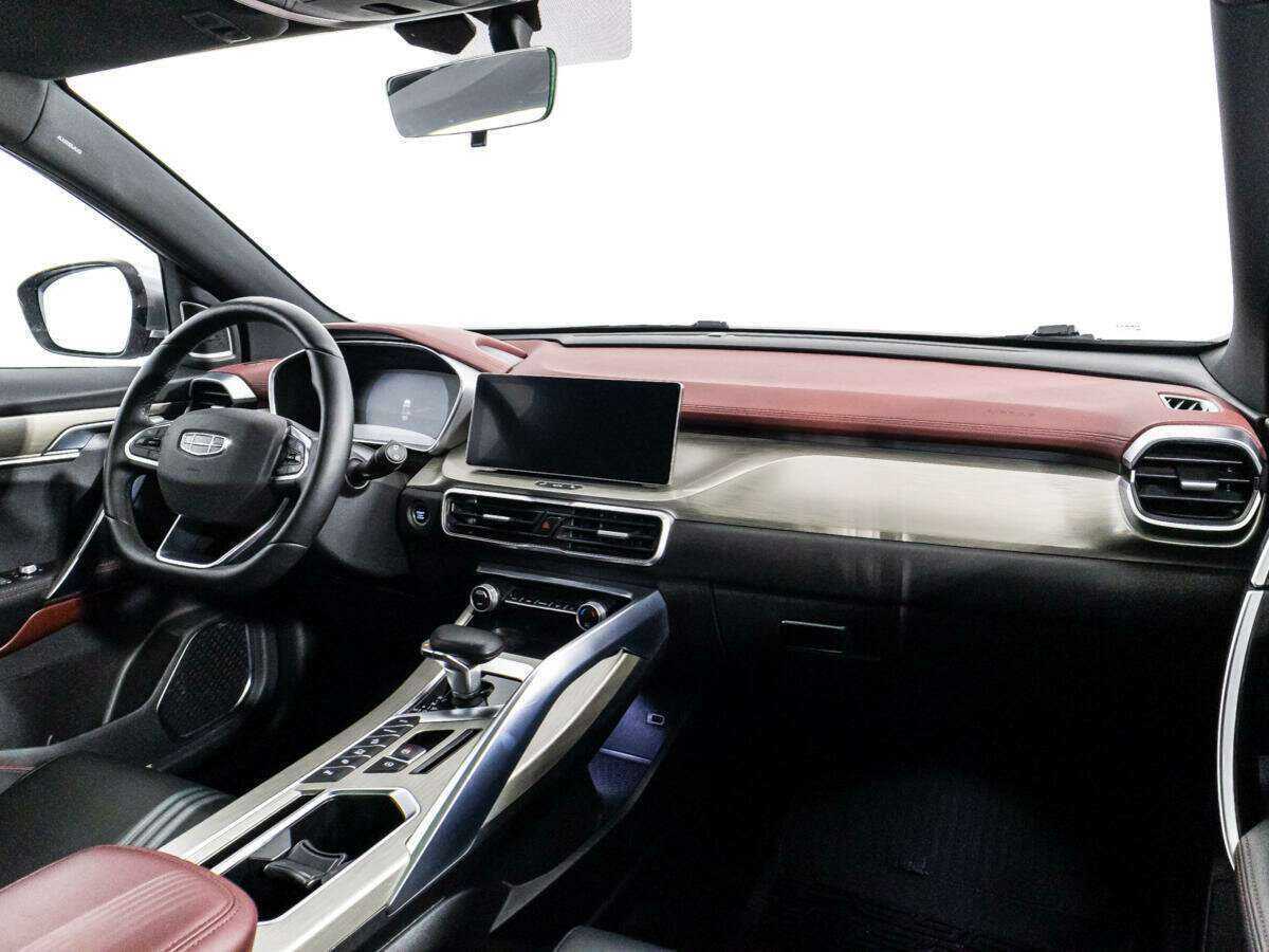 Geely Coolray 2023 года с пробегом. Фото: #8