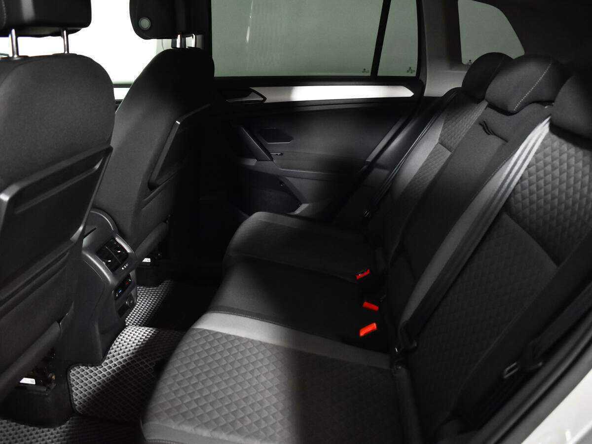 Volkswagen Tiguan 2017 года с пробегом. Фото: #9