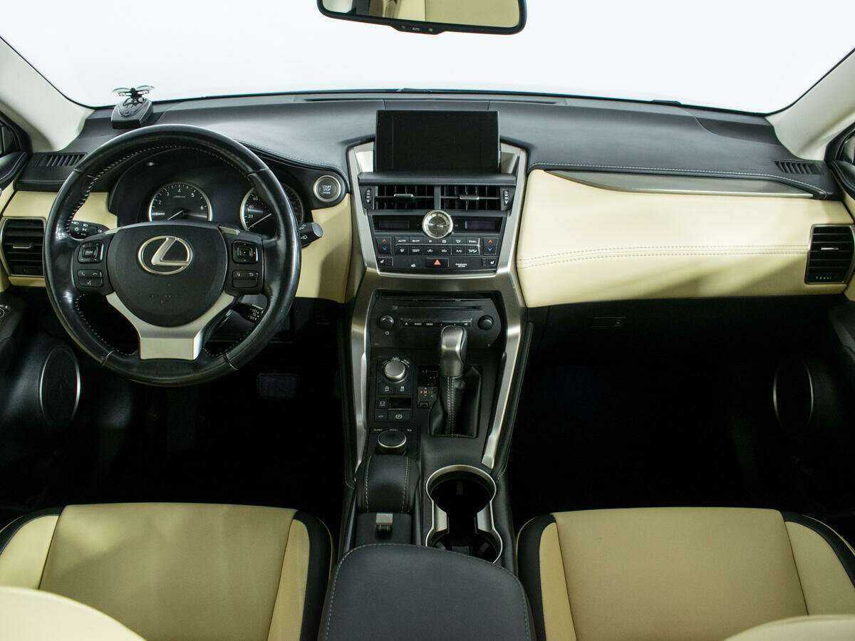 Lexus NX 2016 года с пробегом. Фото: #11