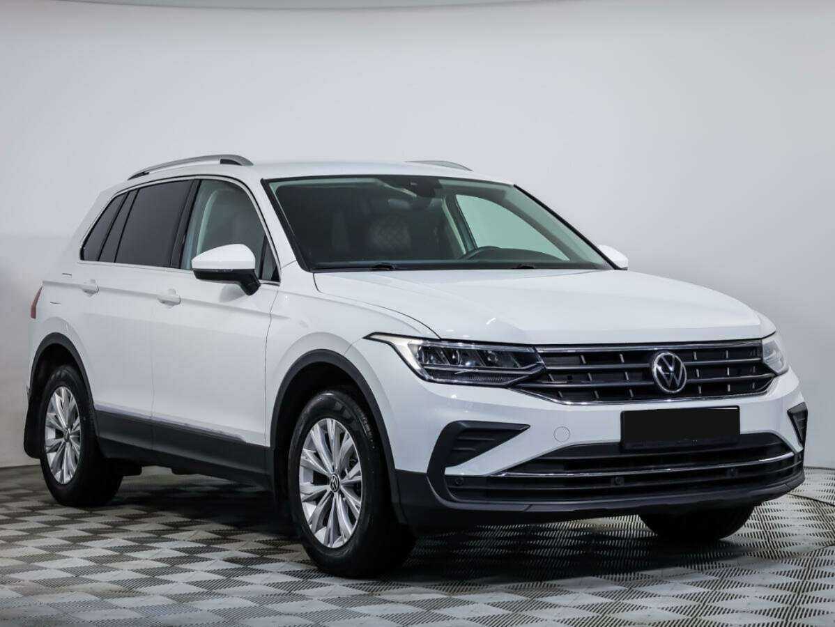 Volkswagen Tiguan 2020 года с пробегом. Фото: #1